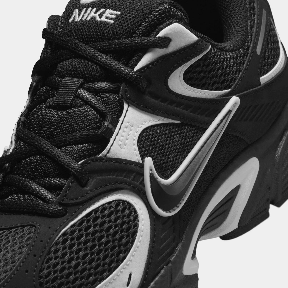 V5 RNR Mens Running Shoes (Black/White) - sneakers - view 5